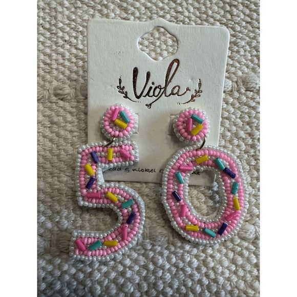 BIRTHDAY SPRINKLES '50' PINK SEED BEAD EARRINGS - Picture 4 of 4
